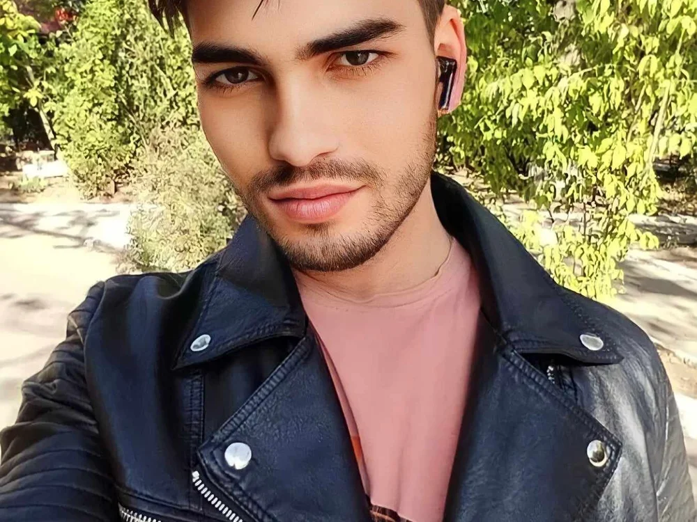 Offline chatovací místnost Beautifulmen777