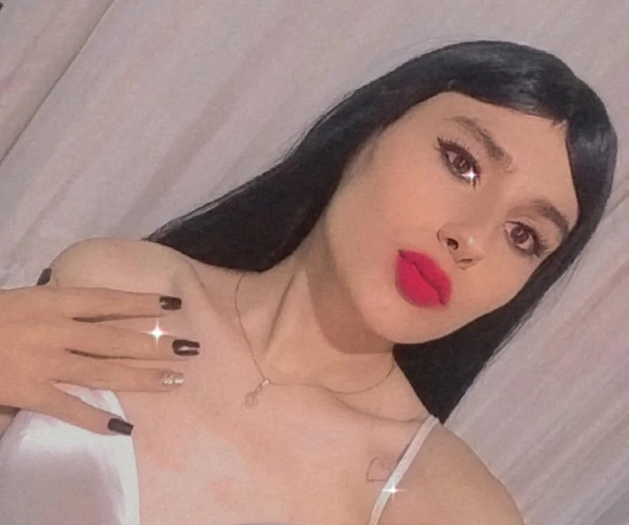 katiana_a's Offline XXX Chat