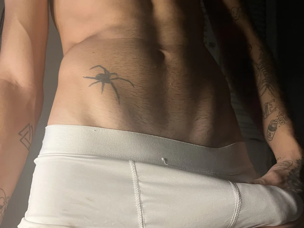 whiteboygabz 离线XXX聊天