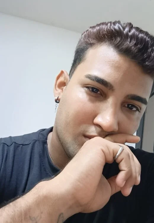 RobertLatin18's Offline Chat Room