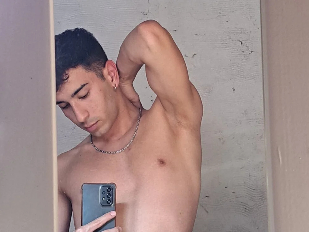 Nenefichu Offline XXX-chat