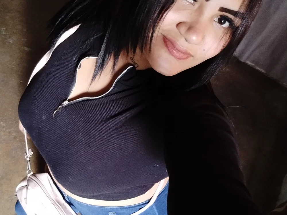Angelazzz12345 offline chatrum