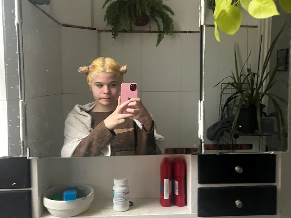 lolitacoreee - Live Sex Cam
