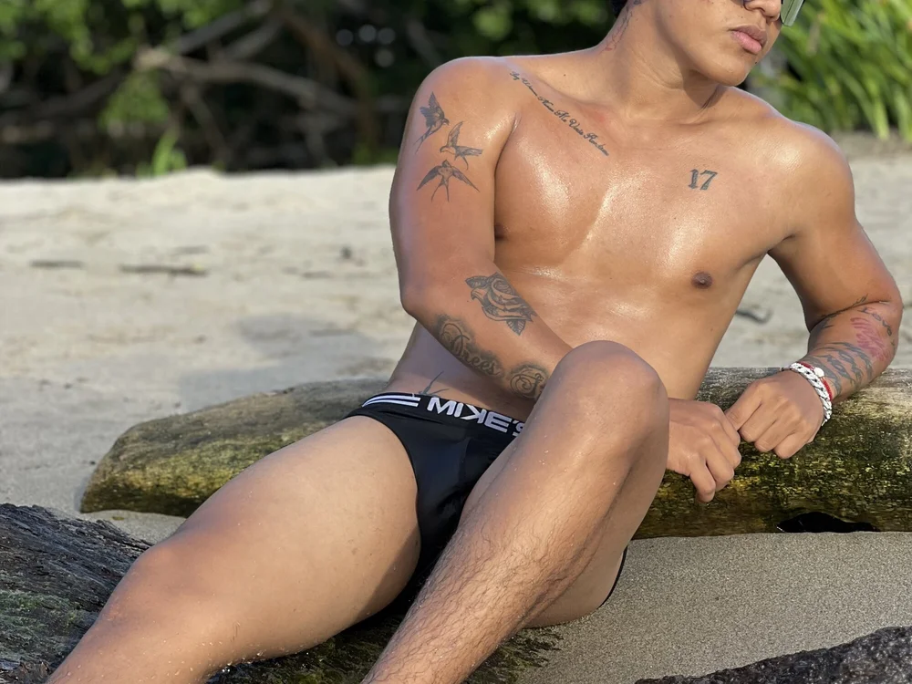 justyn_athenea offline chatrum
