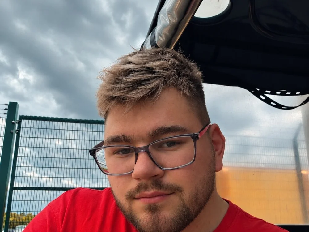 Chat XXX offline de max22_04