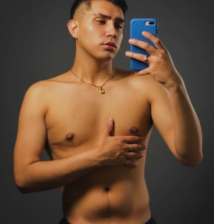 Chris_Maddox: офлайн-секс-чат