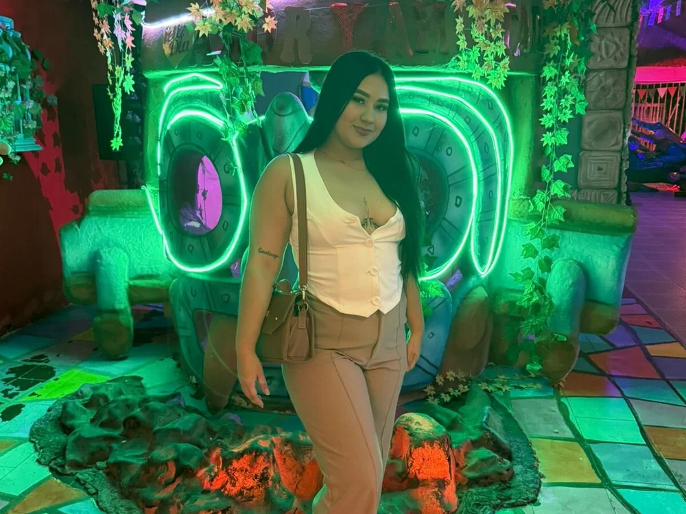MadysonEvans offline chatrum