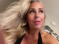 Lisa_Ryder offline chatrum