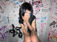 แชท XXX สดของ Bela_Craxkerr