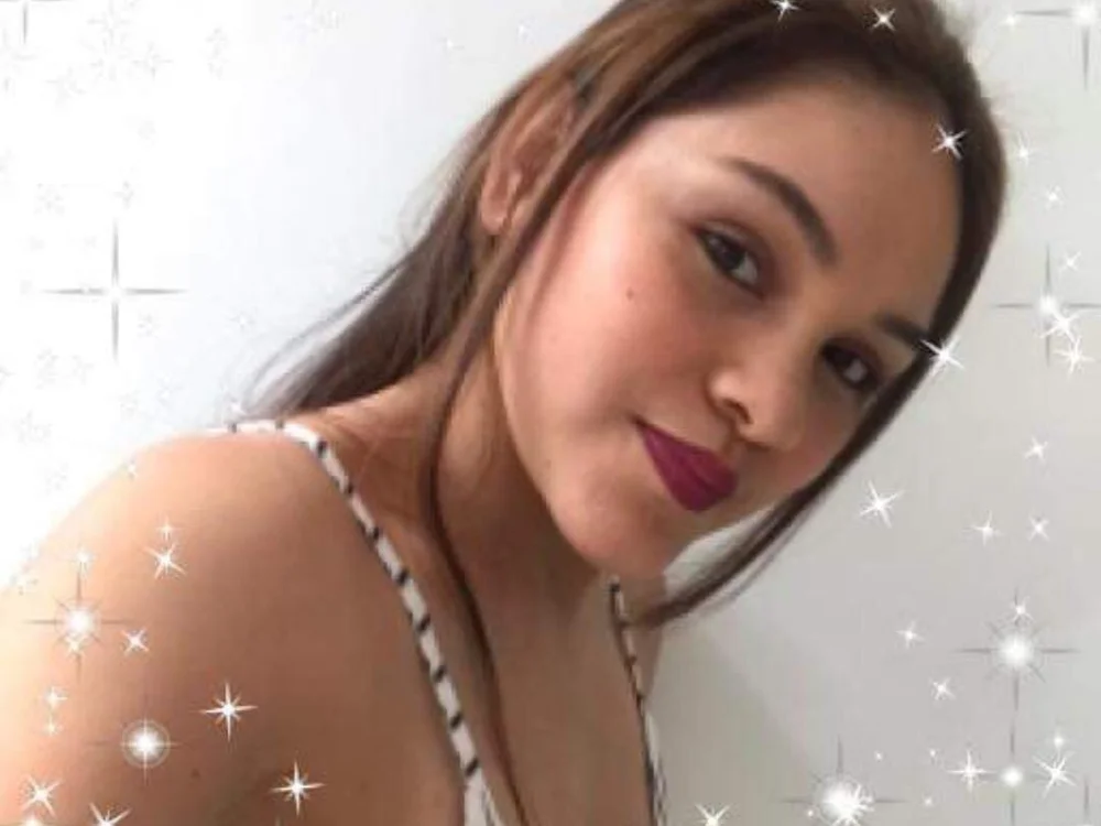 Offline chatovací místnost Cami_Collins22