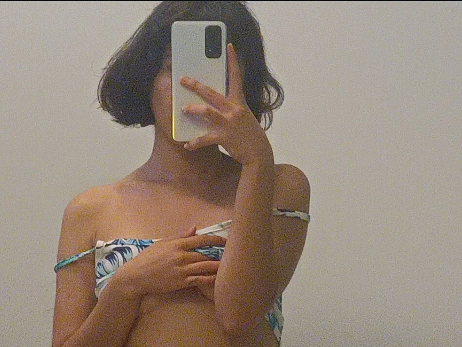 hey_roxx-OvvO Chat XXX offline