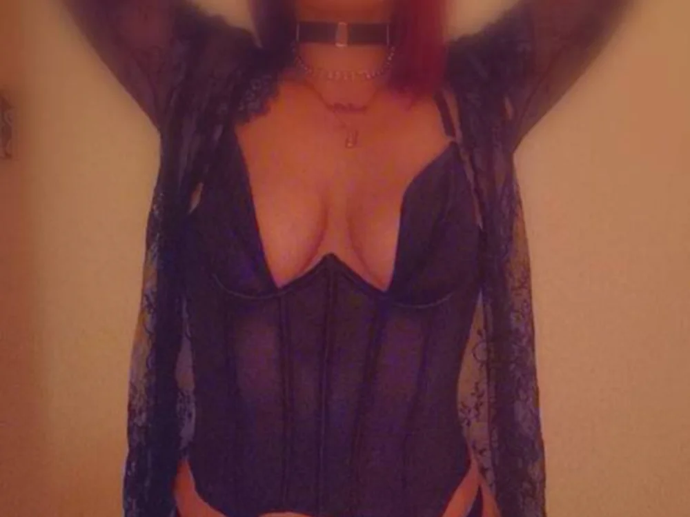 Chatroom XXX hors ligne de isabellaaa_hot