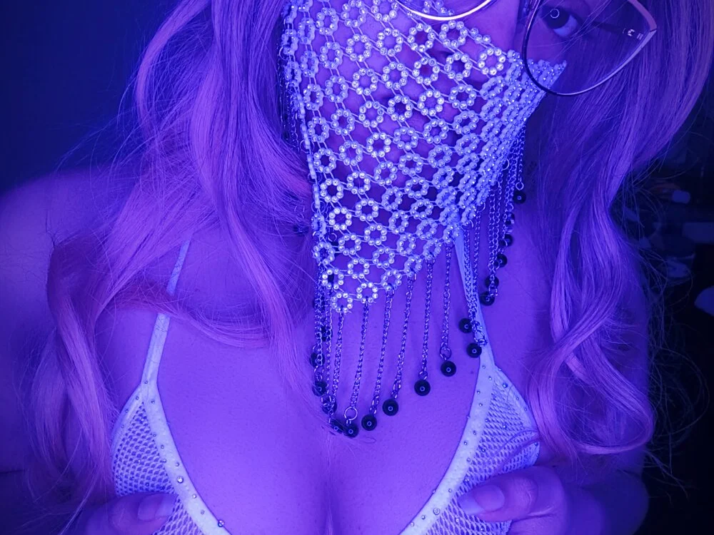 Enzo_Azalea: συνομιλία ΧΧΧ εκτός σύνδεσης