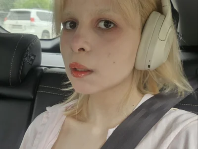 ChiekoMosty - Girl 