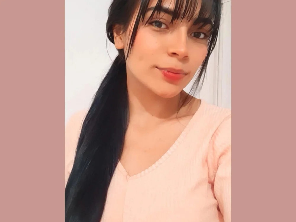 saritha_thompson's Offline Chat Room