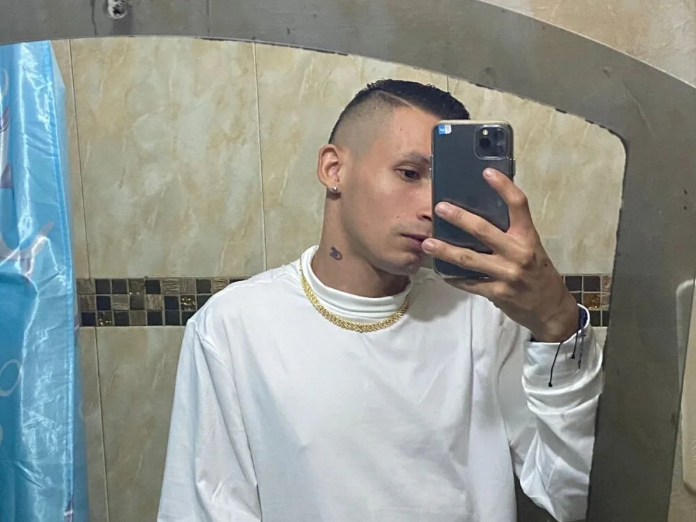 Chat XXX ao vivo de No_mercy_group_