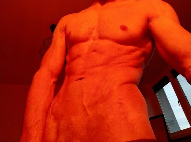 IsInTheGamen Offline XXX chat