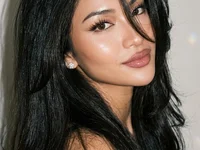 Model Maria_Manika