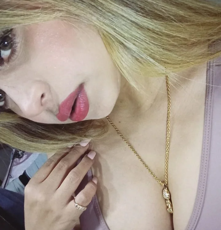 Offline chatovací místnost allyson_022