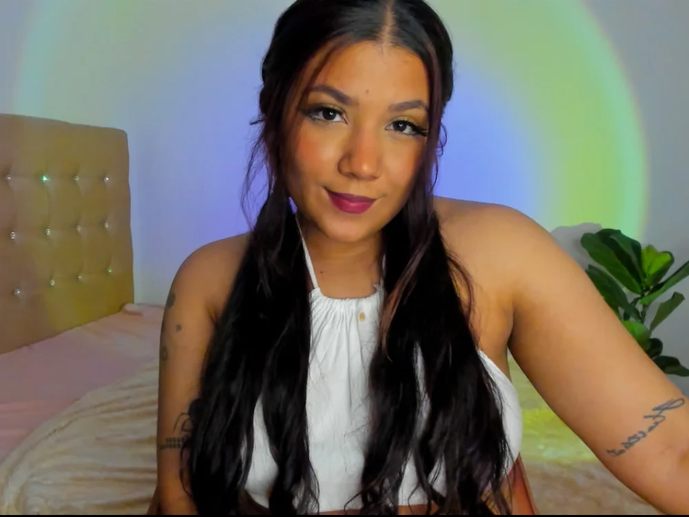 babezoe18's Offline XXX Chat