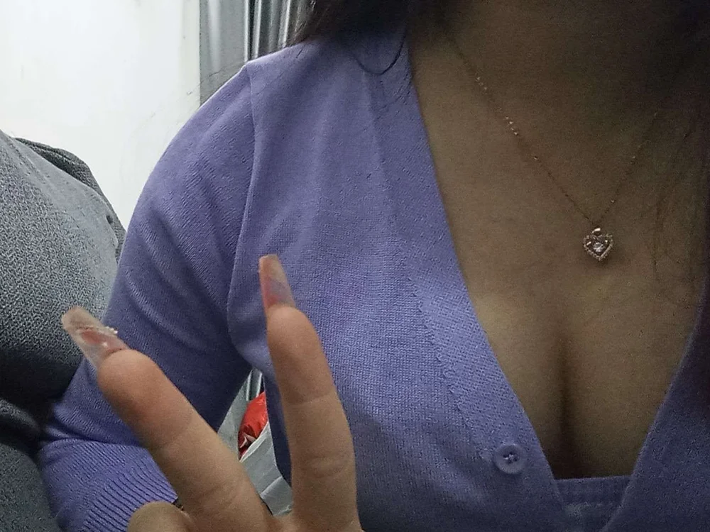 Yukiii888's Offline XXX Chat