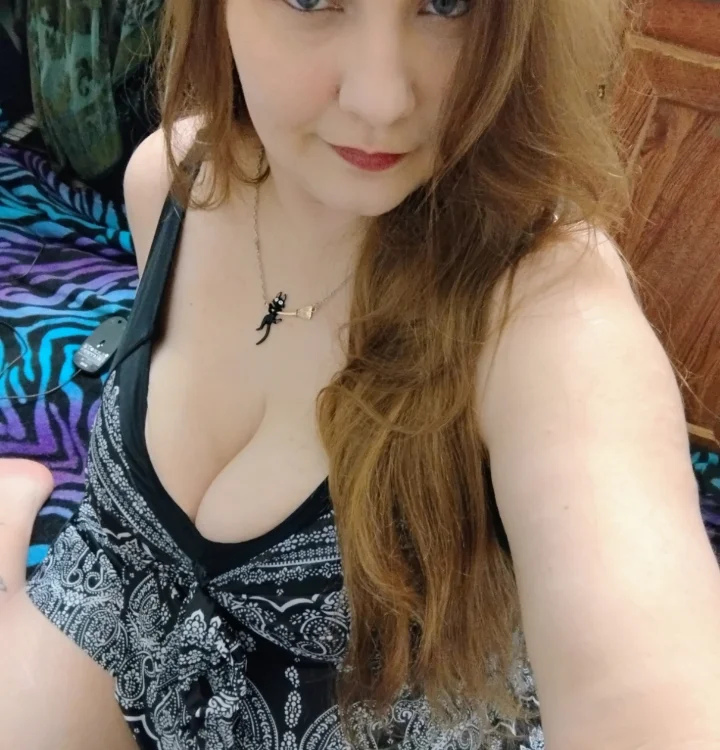 AugustRayn Offline XXX-Chat