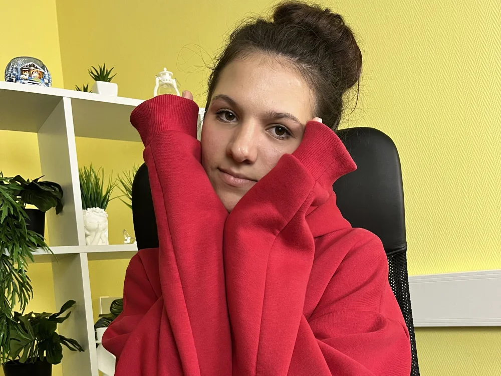 SunnivaGrantham's Offline XXX Chat