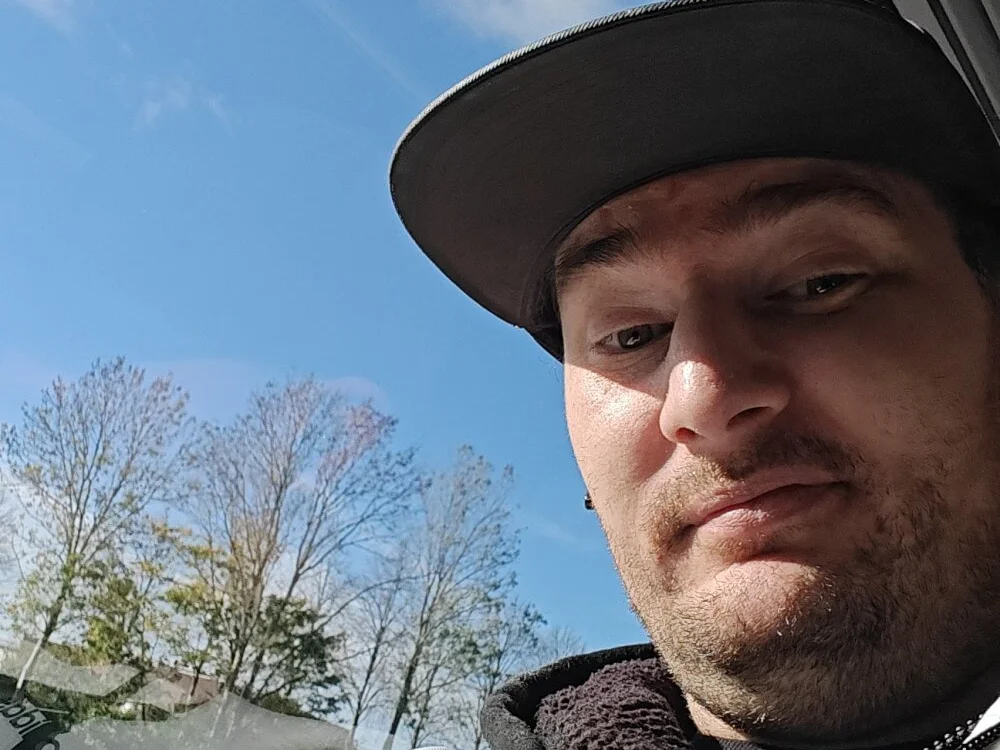 Charlessje Offline XXX-chat