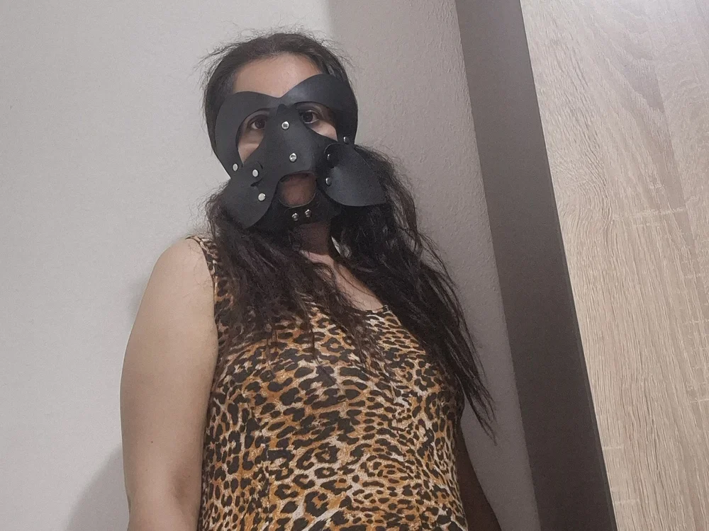 Azgin_sibel2's Offline Chat Room