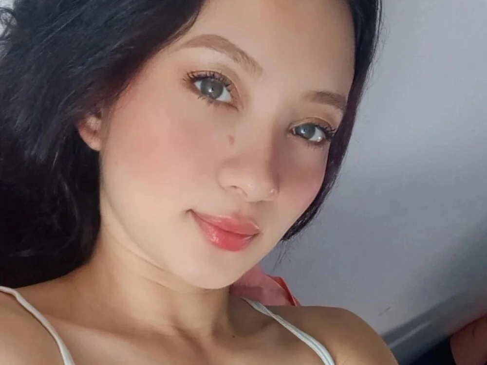 lola3baby Chat XXX offline