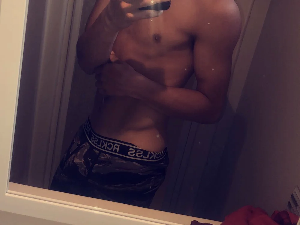 bodygod2002's Offline XXX Chat