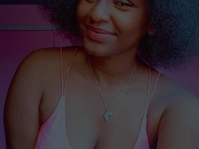 Naughtynectarr Couple Bigass Free Webcam Naked