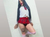 Model NathaliaCross