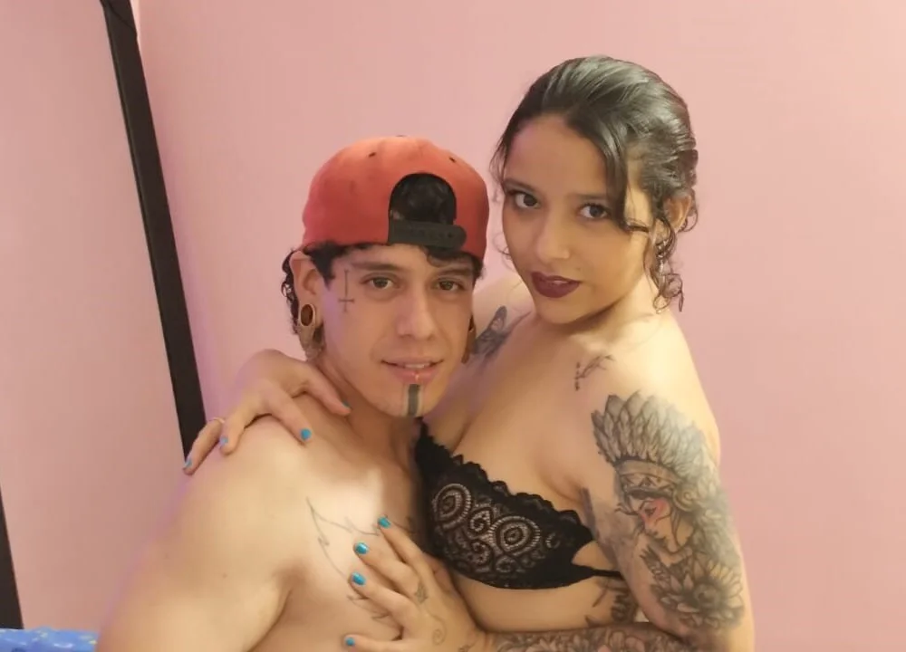 naughty_fckrs' Offline XXX Chat