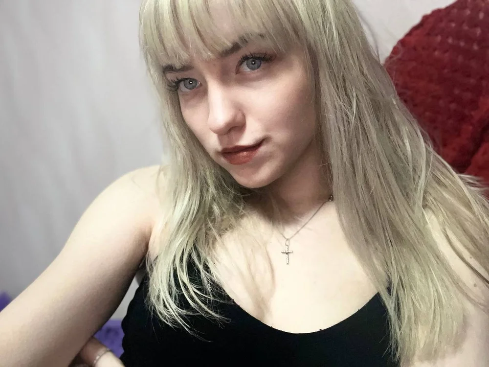 DaisyBelding's Offline Chat Room