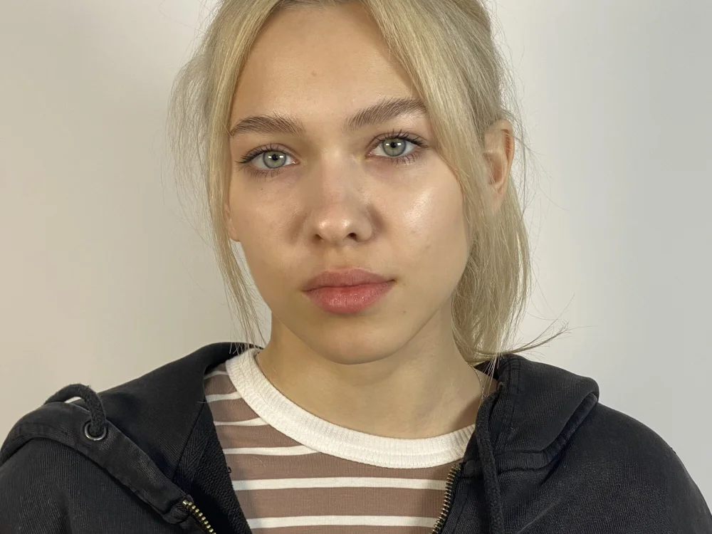 DaisyElin's Offline Chat Room