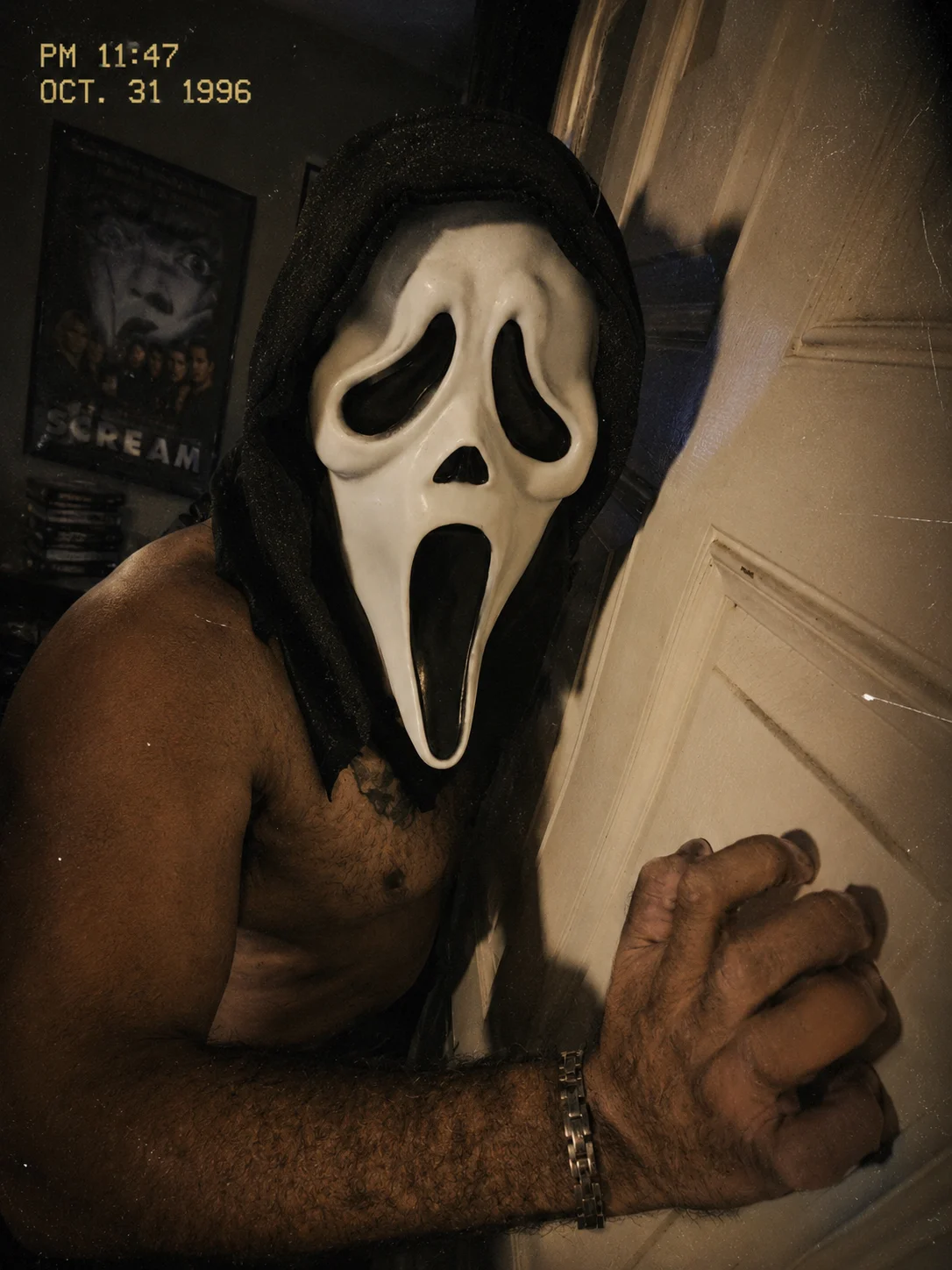 KinkCave12