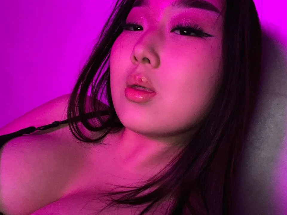 dindinfei 離線 XXX 聊天