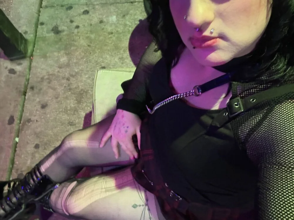 Chatroom XXX hors ligne de Vesper_Vex