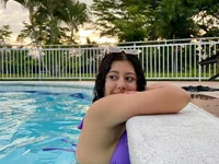 Amber_rose_outdoorss