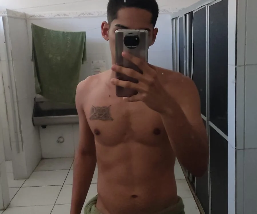 amante_carioca's Offline XXX Chat