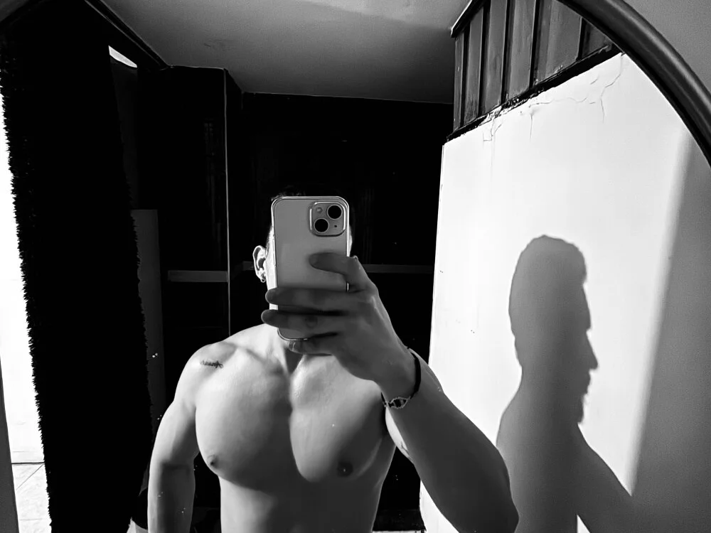 Jason_and_diego Offline XXX Chat