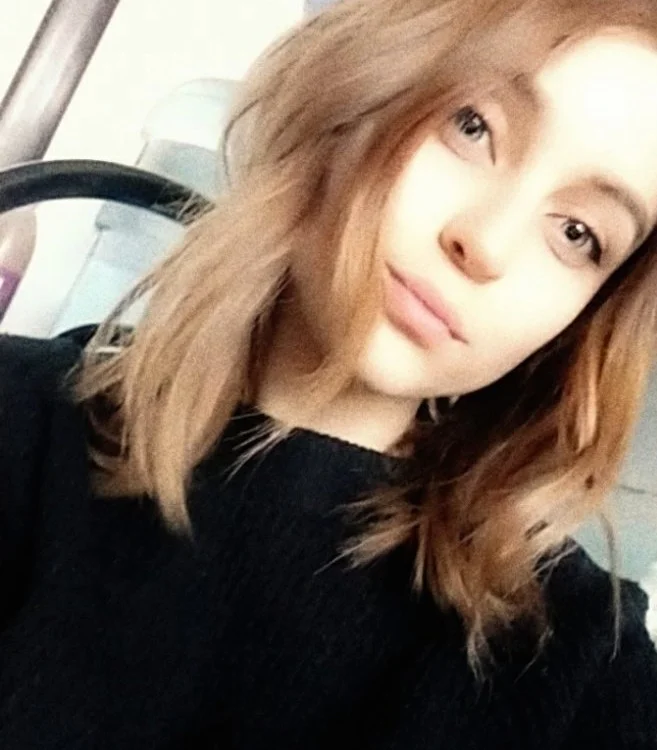 Bilik Sembang Luar Talian EricaStevens