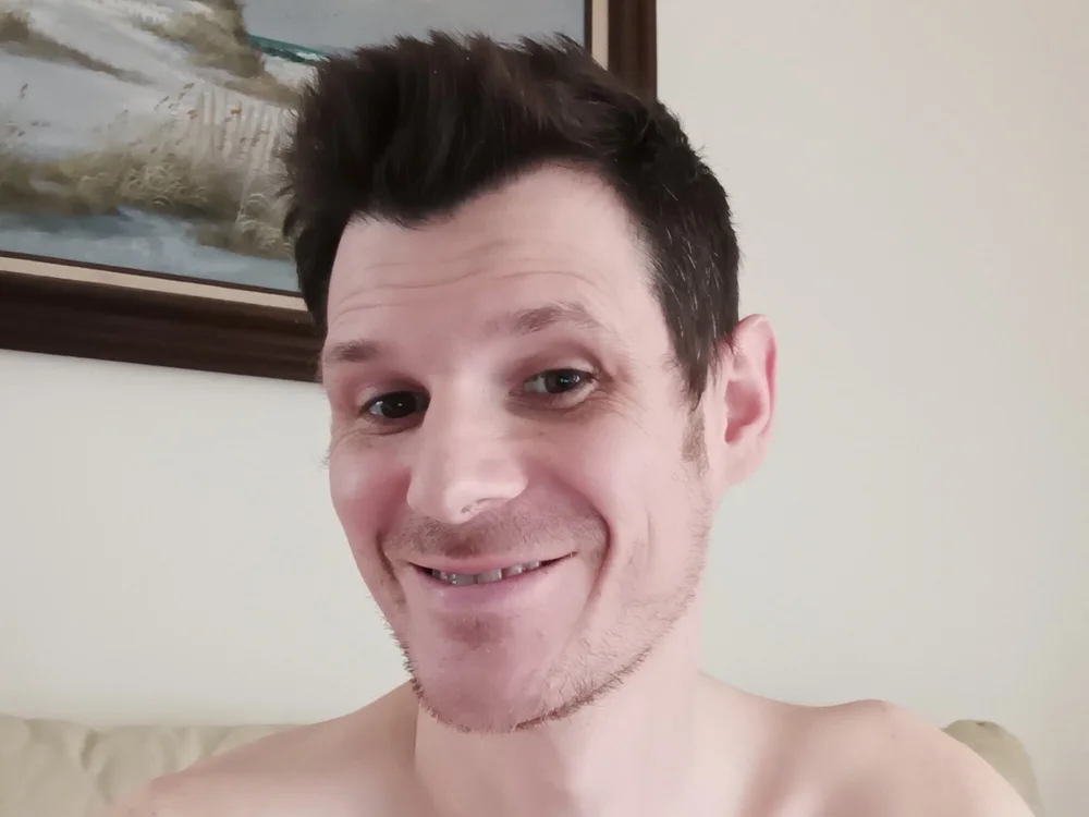 Batbou122's Offline Chat Room