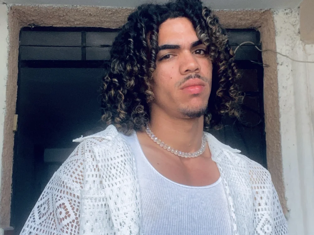 Javier168's most recent online preview