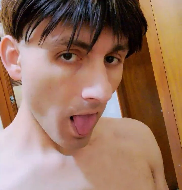 Sassaki26 offline chatrum