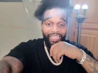 Uneedthis12inch's webcam live show