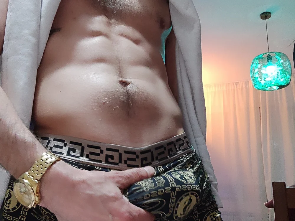 pitbullgold94 Chat XXX offline