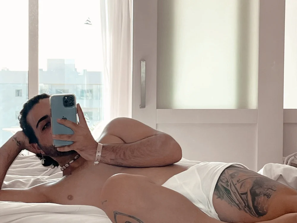 thic_thighs offline chatrum