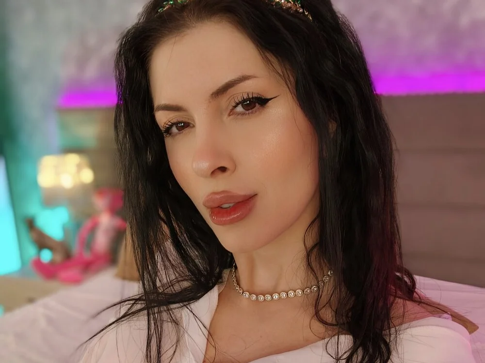 SofiBabe Adlı Modelin Çevrimdışı XXX Sohbeti